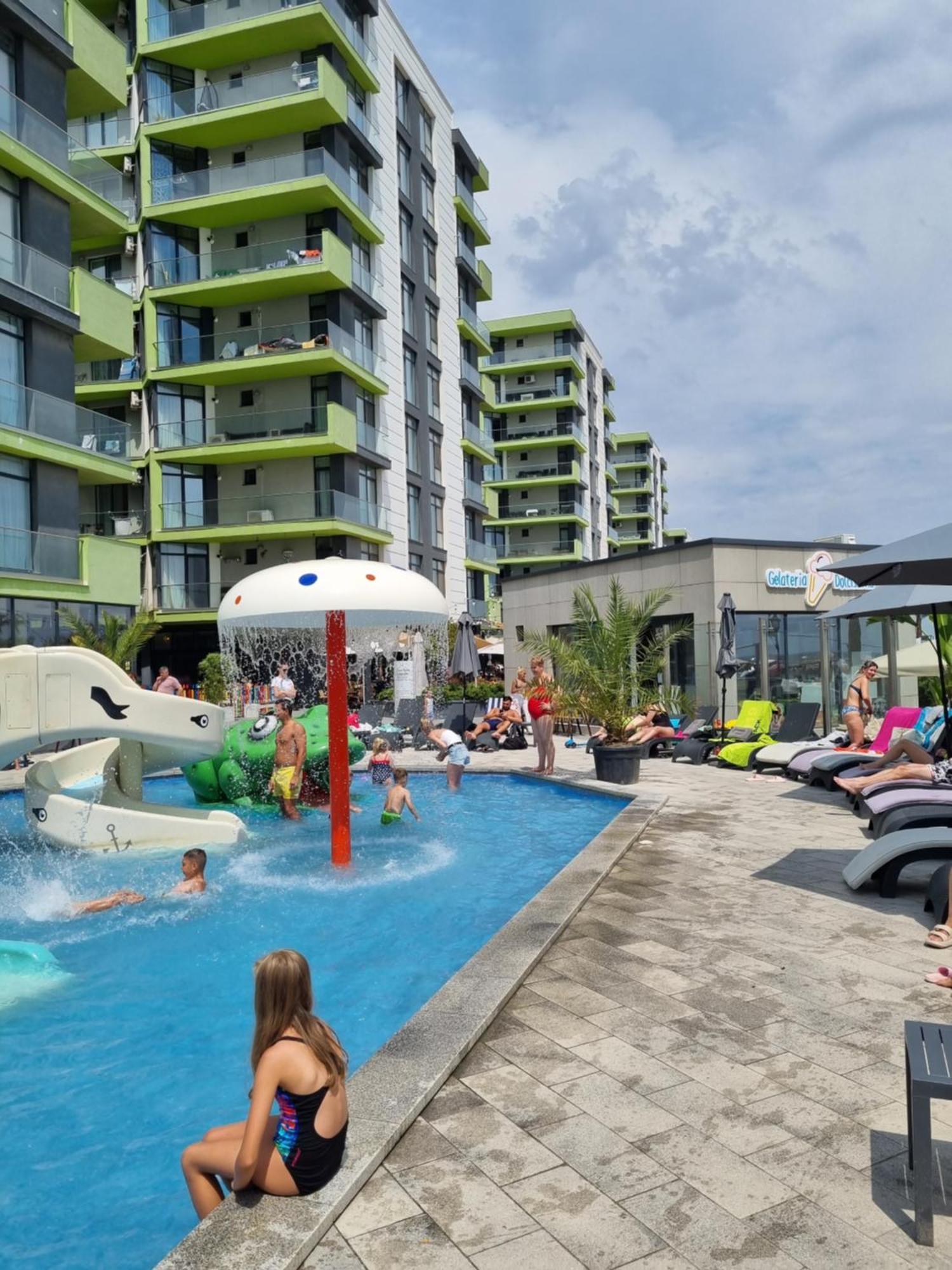 Relax Inn Apartment Năvodari 외부 사진