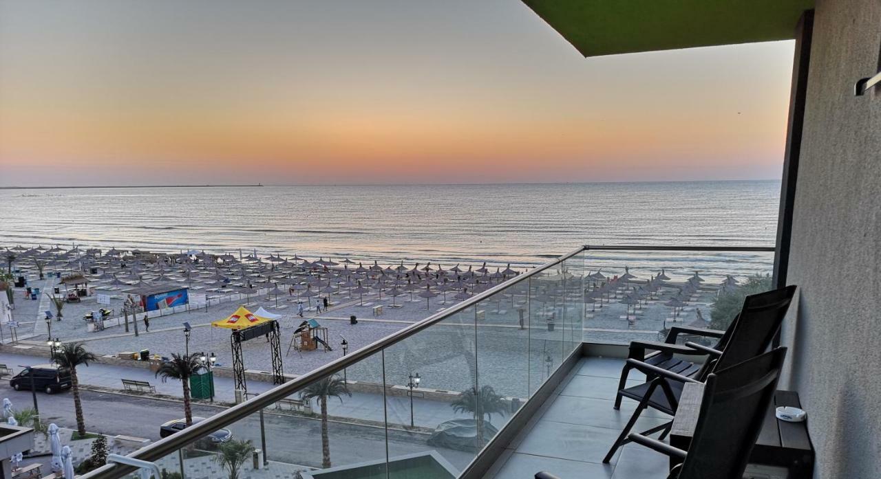 Relax Inn Apartment Năvodari 외부 사진